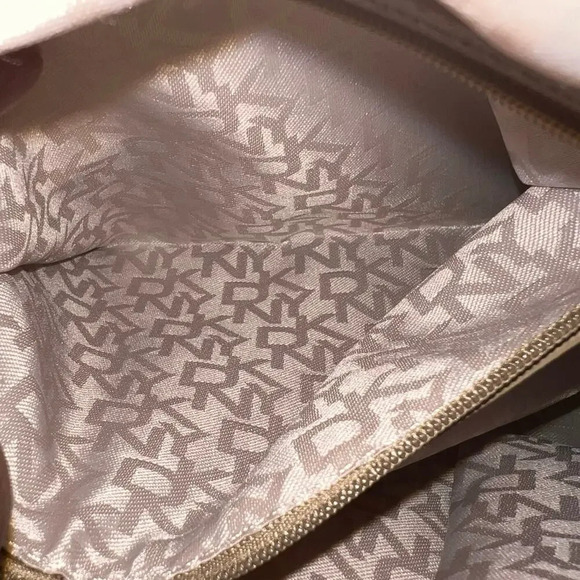 DKNY logo, zip fabric satchel logo charm interior sidewall pockets zip pouch - Picture 13 of 14